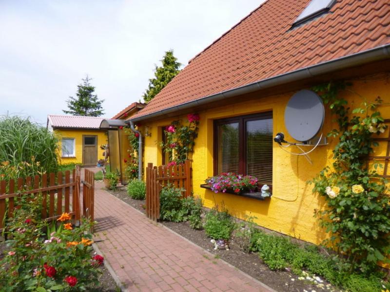 Ferienwohnungen Familie Jahn Thesenvitz Exterior photo